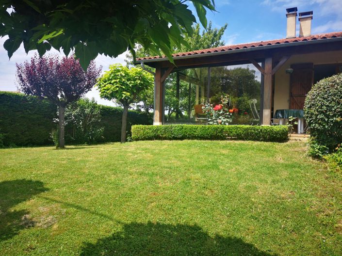 Image No.19-6 Bed House for sale