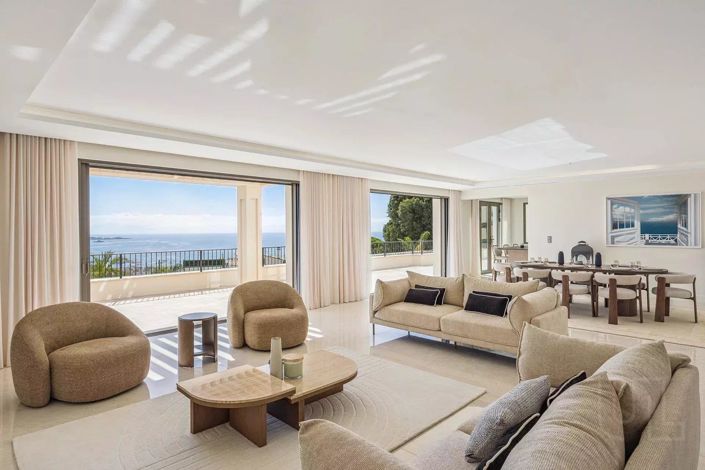 Image No.10-8 Bed House for sale