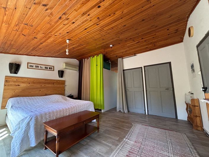 Image No.7-3 Bed House for sale