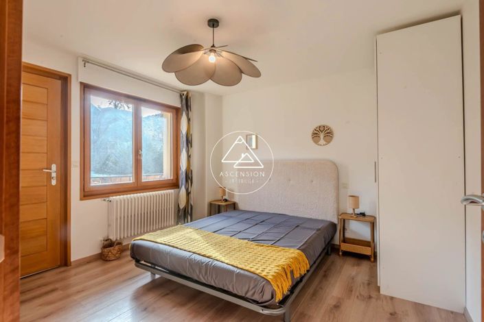 Image No.12-3 Bed Apartment for sale