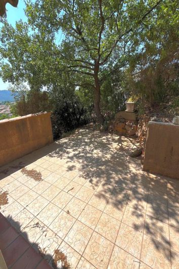 Image No.8-3 Bed House for sale