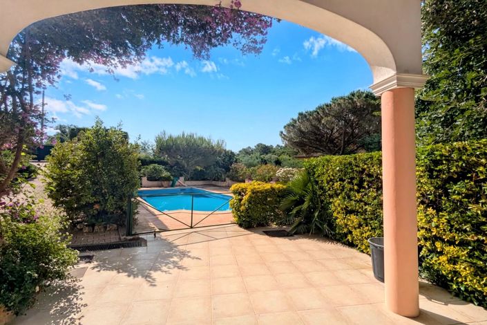 Image No.2-3 Bed House for sale