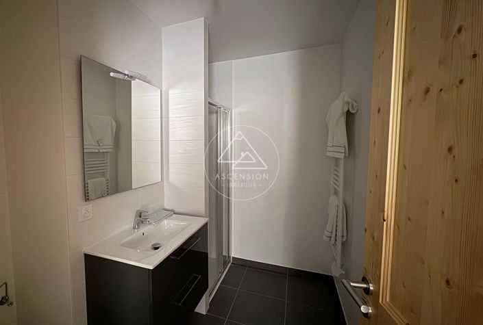 Image No.17-2 Bed Apartment for sale