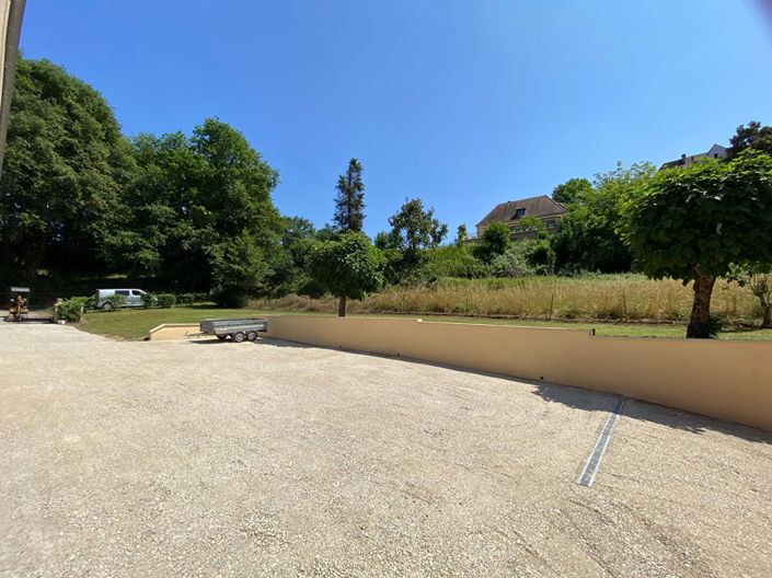 Image No.18-4 Bed House for sale