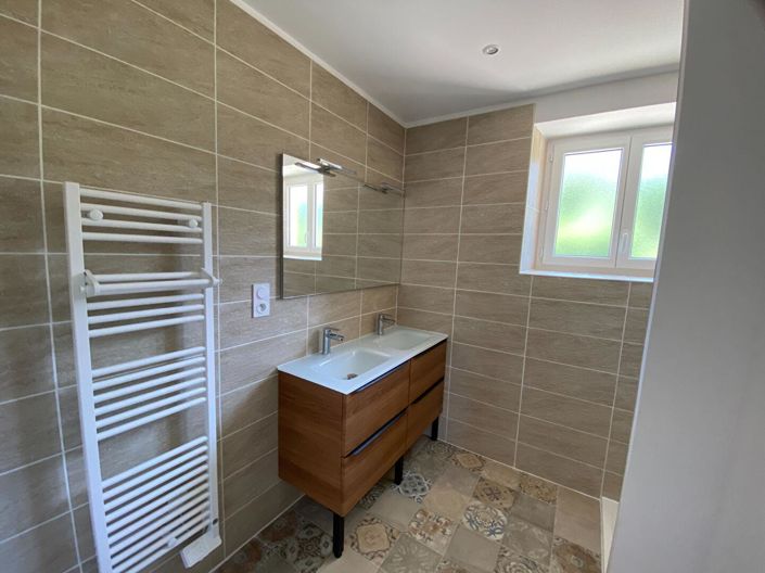 Image No.7-4 Bed House for sale