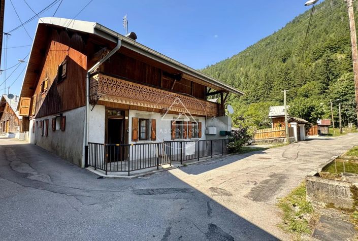 Image No.10-3 Bed House for sale