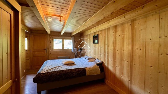 Image No.20-3 Bed House for sale