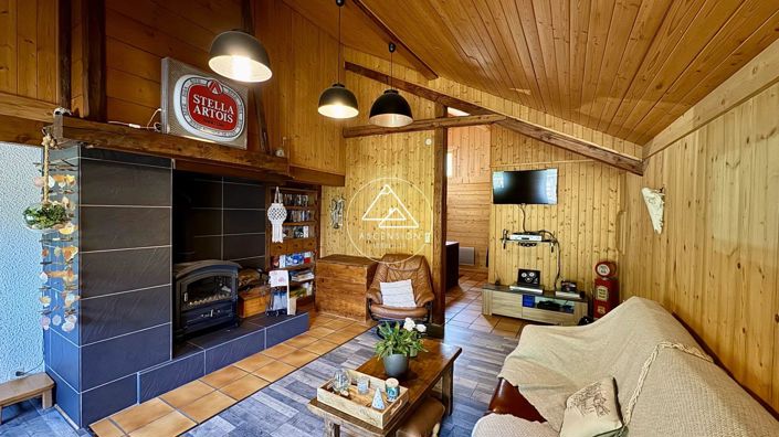 Image No.26-3 Bed House for sale