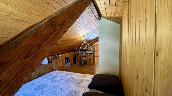 Image No.37-3 Bed House for sale