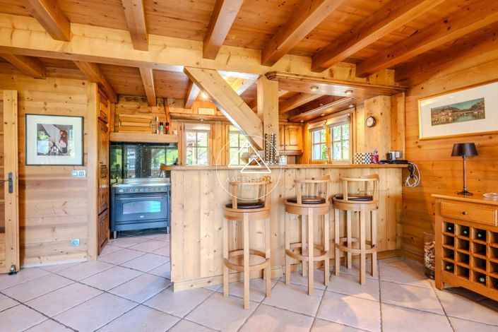 Image No.18-4 Bed House for sale