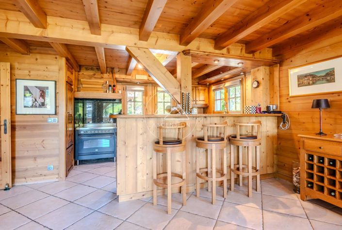 Image No.18-4 Bed House for sale