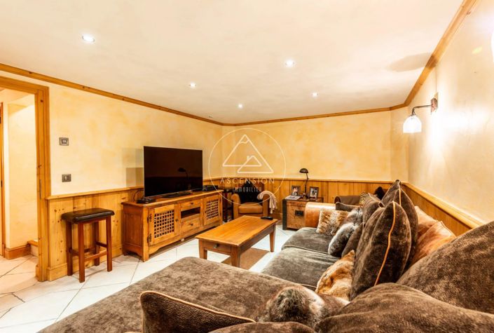 Image No.35-4 Bed House for sale