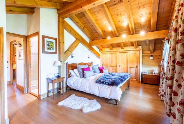 Image No.38-4 Bed House for sale