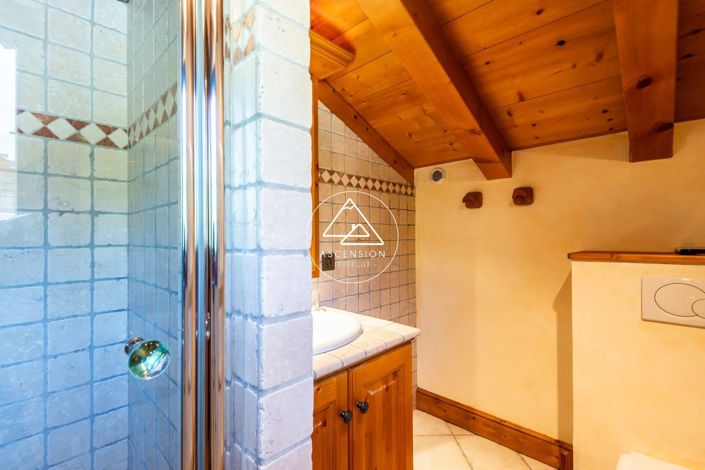 Image No.40-4 Bed House for sale