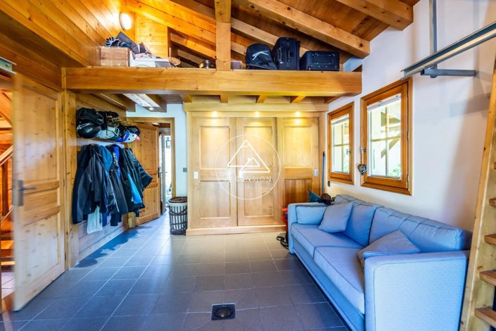 Image No.42-4 Bed House for sale