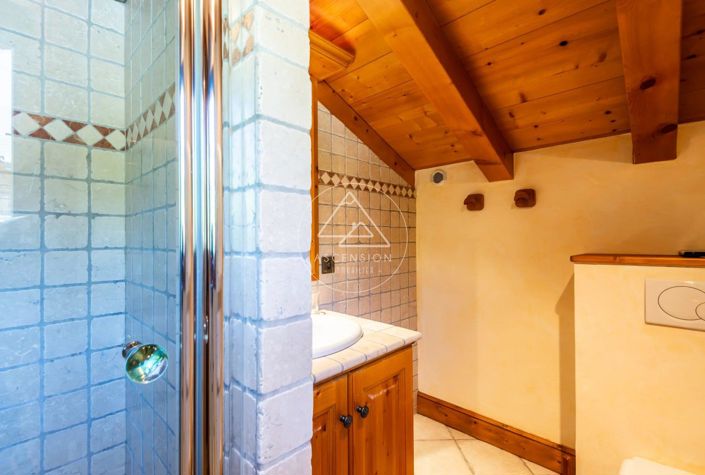 Image No.43-4 Bed House for sale