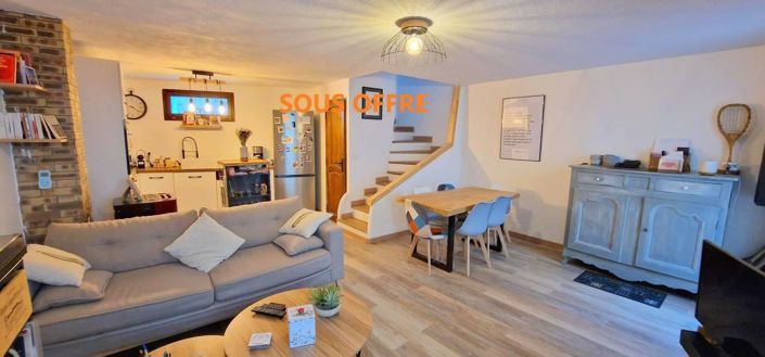 Image No.1-2 Bed House for sale