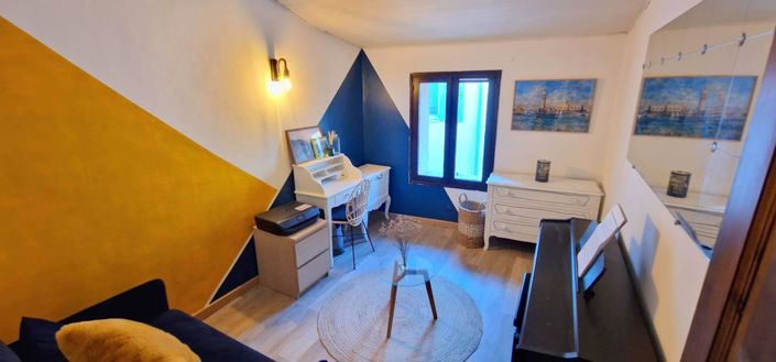 Image No.10-2 Bed House for sale