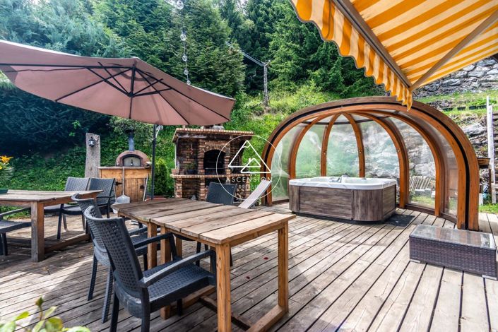 Image No.12-13 Bed House for sale