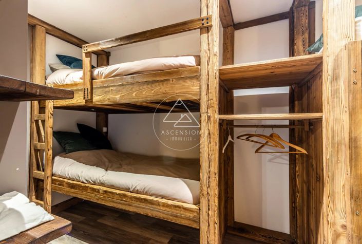 Image No.20-13 Bed House for sale