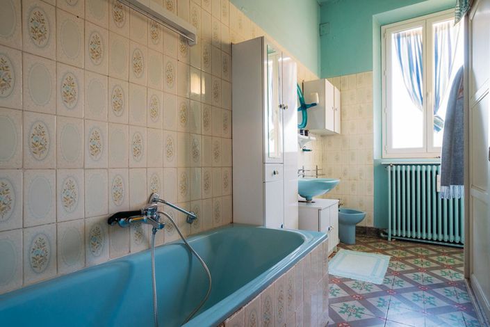 Image No.13-4 Bed House for sale