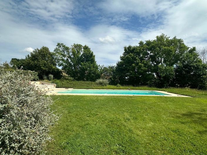 Image No.3-4 Bed House for sale