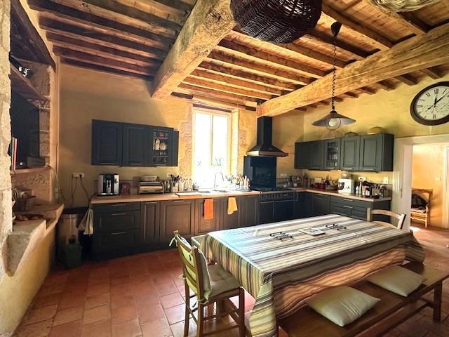 Image No.8-4 Bed House for sale