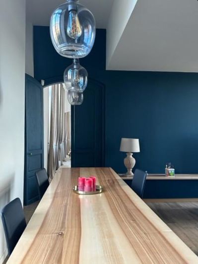 Image No.5-5 Bed Property for sale