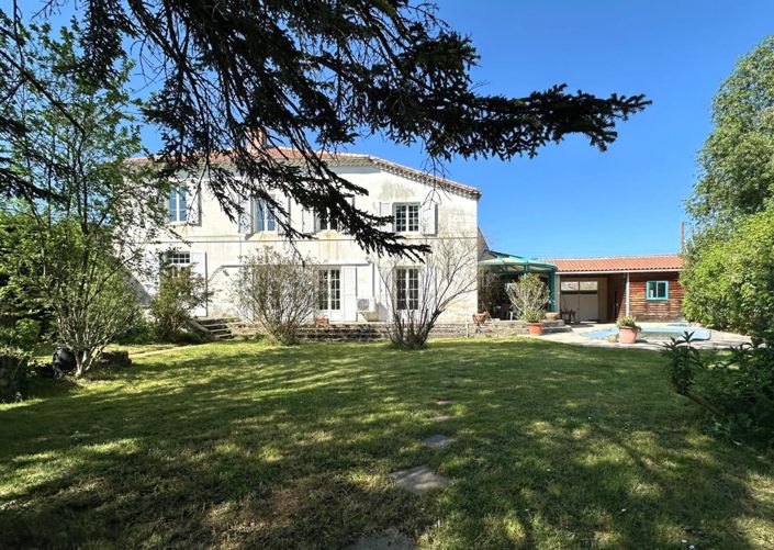 Image No.14-8 Bed House for sale