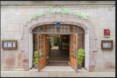 1 - Paray-le-Monial, House