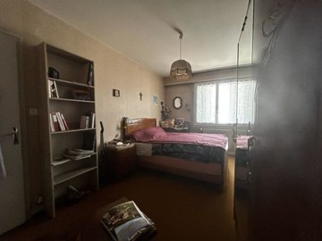 ayzcs59i0km09dzu11