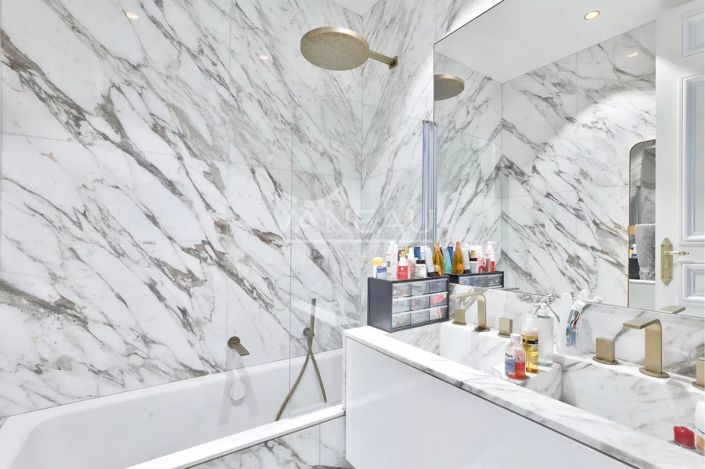 Image No.11-3 Bed Apartment for sale