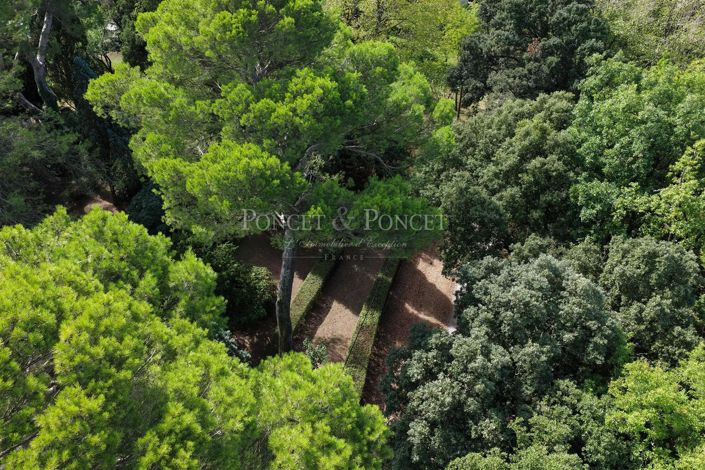 Image No.4-9 Bed House for sale