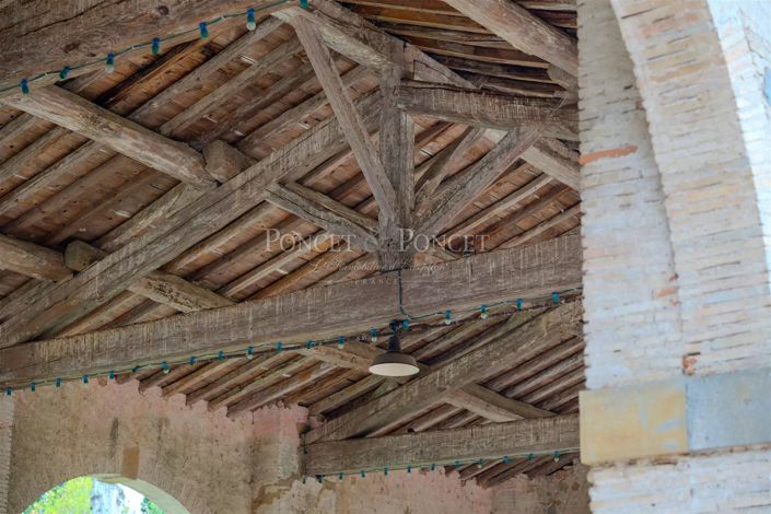 Image No.5-9 Bed House for sale