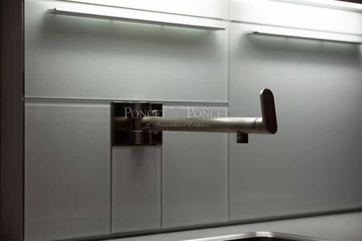 Image No.29-6 Bed House for sale