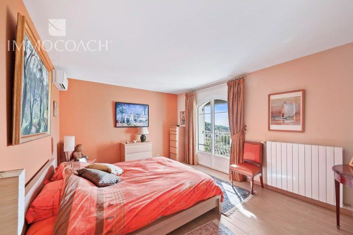 Image No.15-4 Bed House for sale