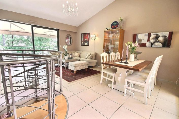 Image No.5-Apartment for sale