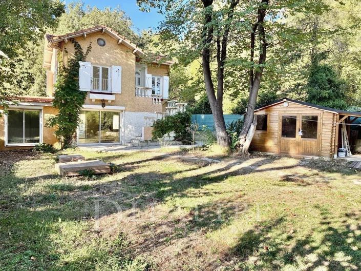 Image No.1-3 Bed House for sale