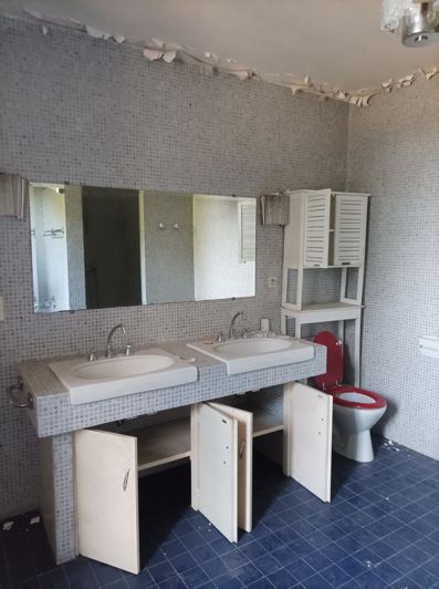 Image No.15-4 Bed House for sale