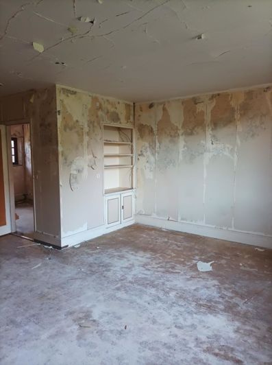 Image No.18-4 Bed House for sale