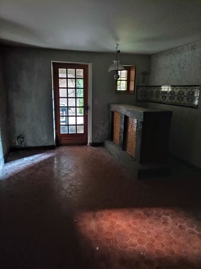 Image No.26-4 Bed House for sale