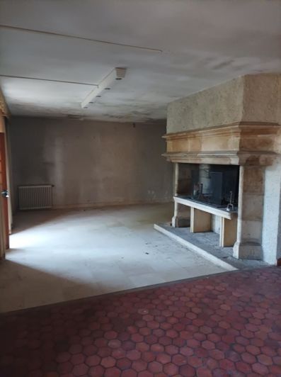 Image No.3-4 Bed House for sale