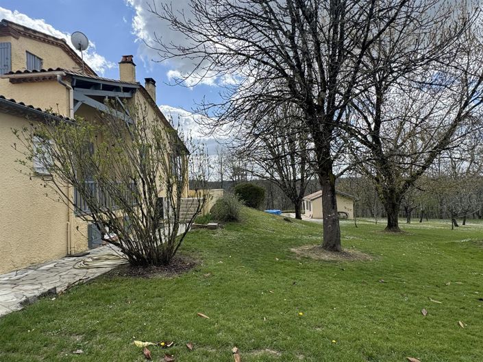 Image No.10-4 Bed House for sale