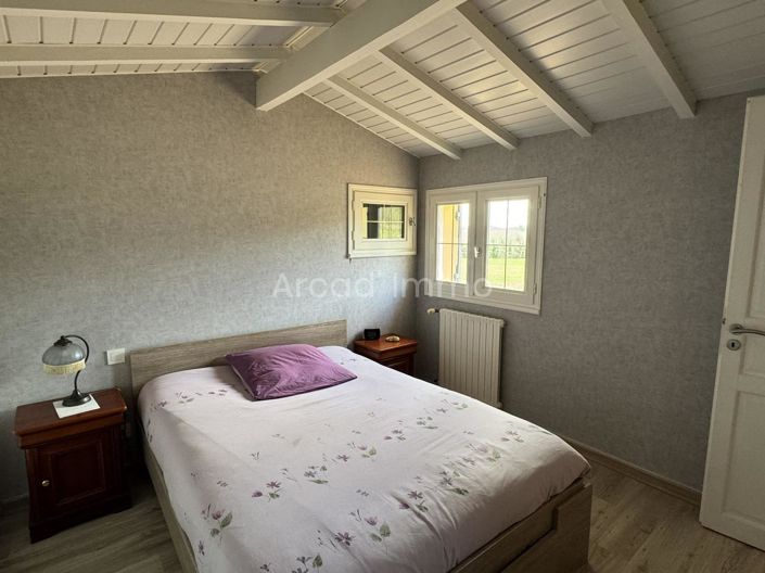 Image No.7-4 Bed House for sale