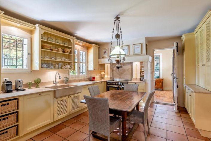 Image No.5-Maison de 4 chambres à vendre à Roquemaure