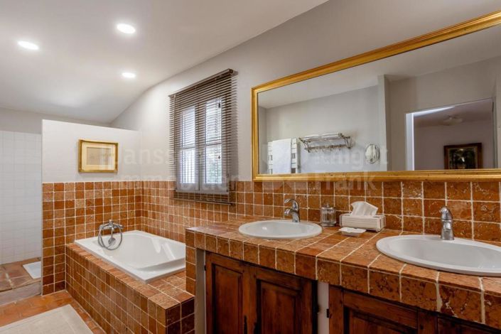 Image No.8-Maison de 4 chambres à vendre à Roquemaure