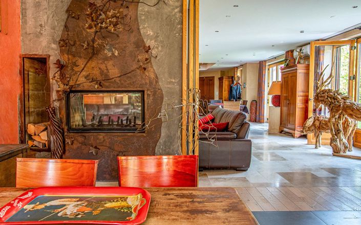 Image No.5-6 Bed Property for sale