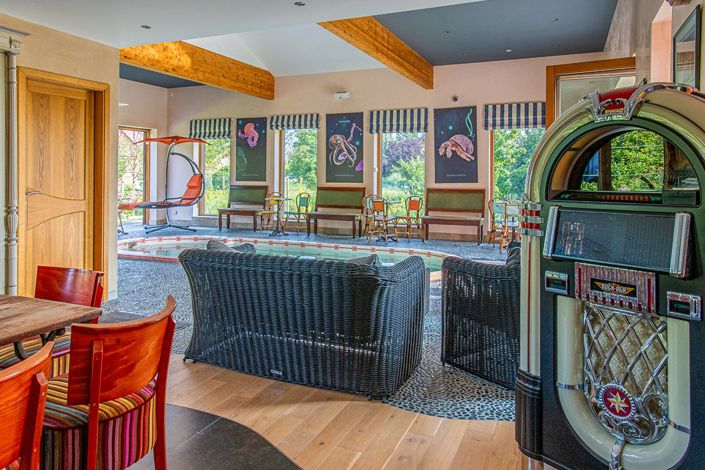 Image No.7-6 Bed Property for sale