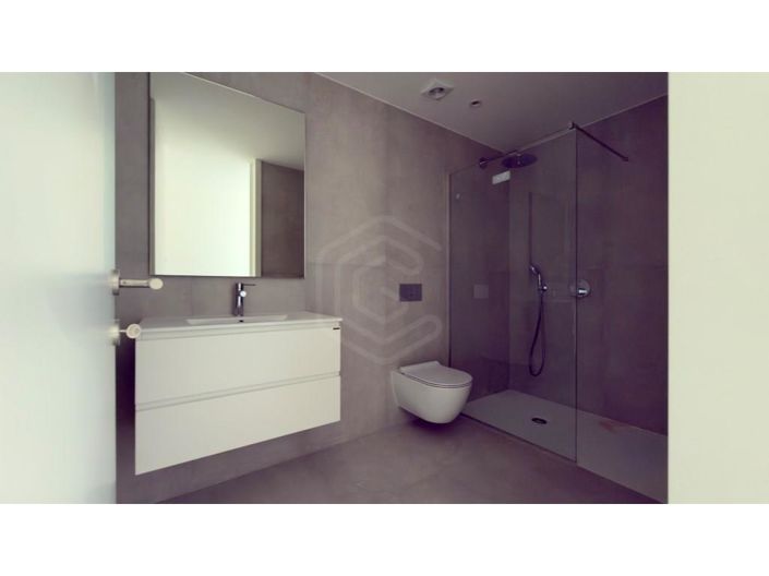 Image No.23-3 Bed Apartment for sale