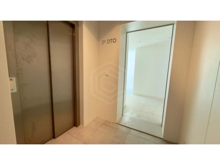 Image No.33-3 Bed Apartment for sale